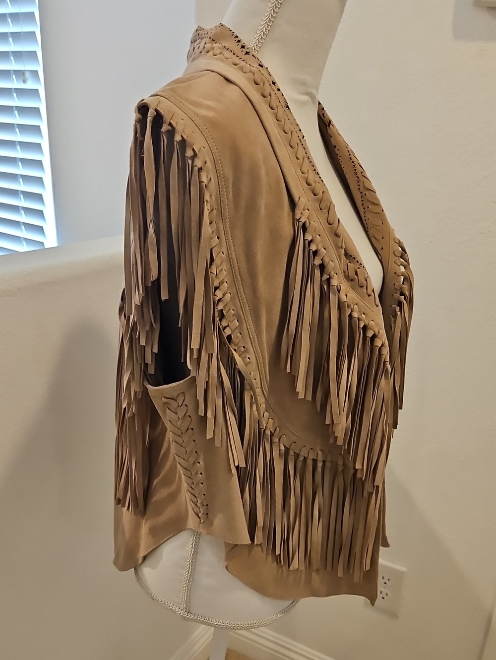 Free People New romantics Fringed Suede Western Vest - Tan Sz Medium Nwt